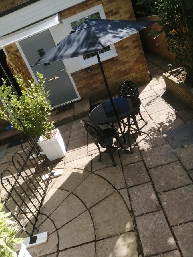 Apartmán Quest Fulfiller - Near General Hospital, Free Parking & Garden Southampton Exteriér fotografie