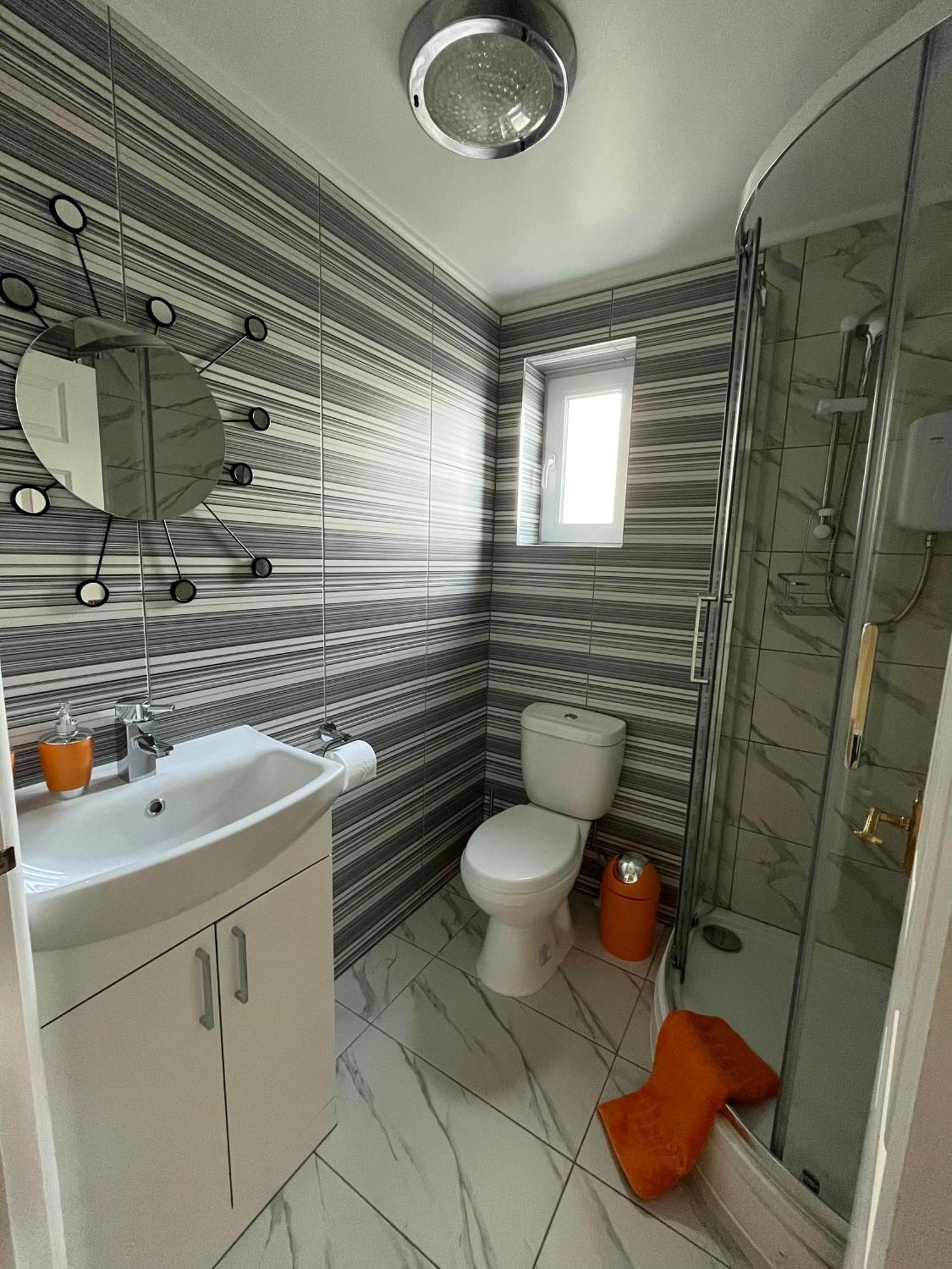 Apartmán Quest Fulfiller - Near General Hospital, Free Parking & Garden Southampton Exteriér fotografie